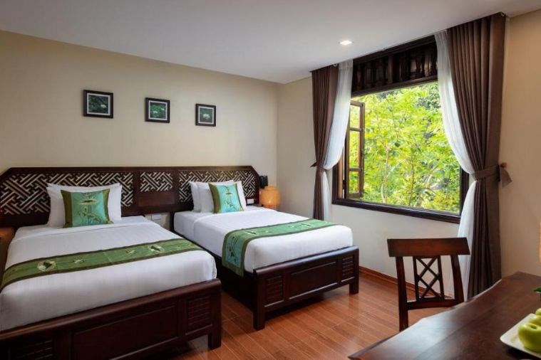 Classic Premium Twin Garden view